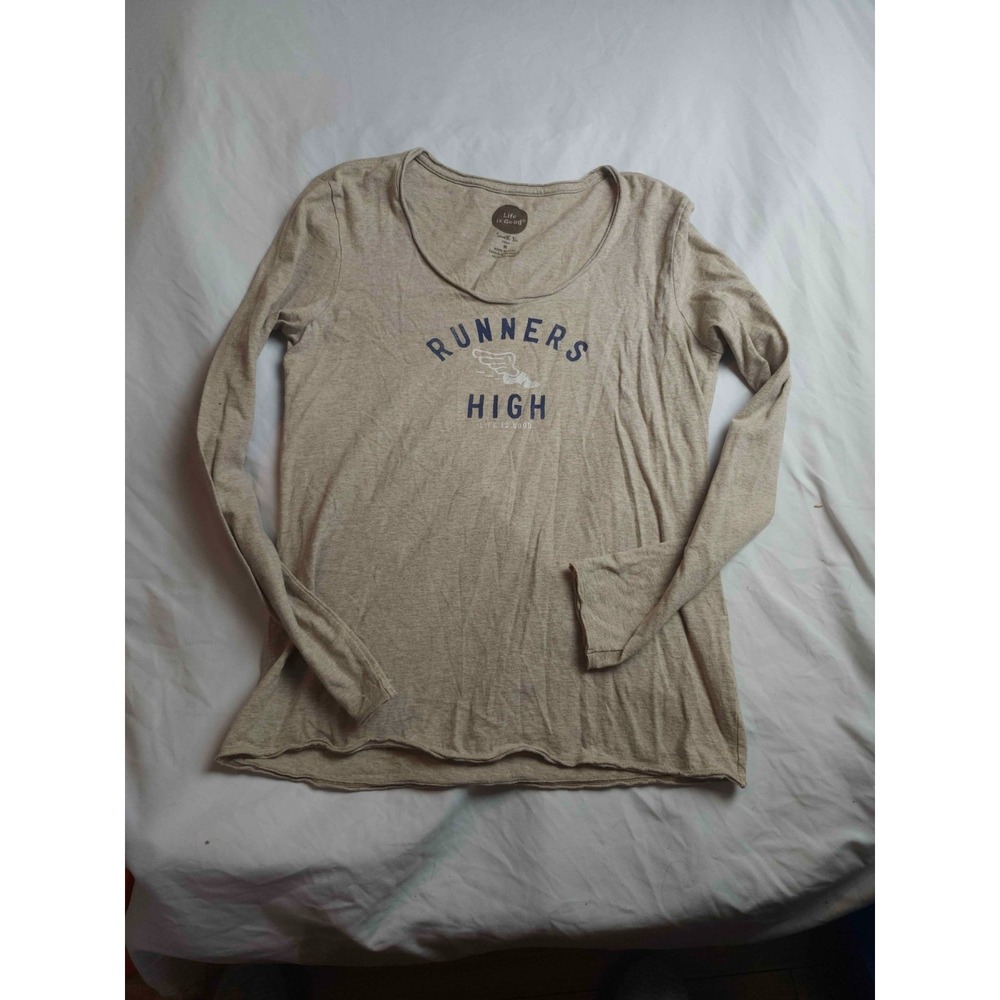 Life‎ Is Good Smooth Tee Womens Medium Beige Runners High Long Sleeve Scoop Neck